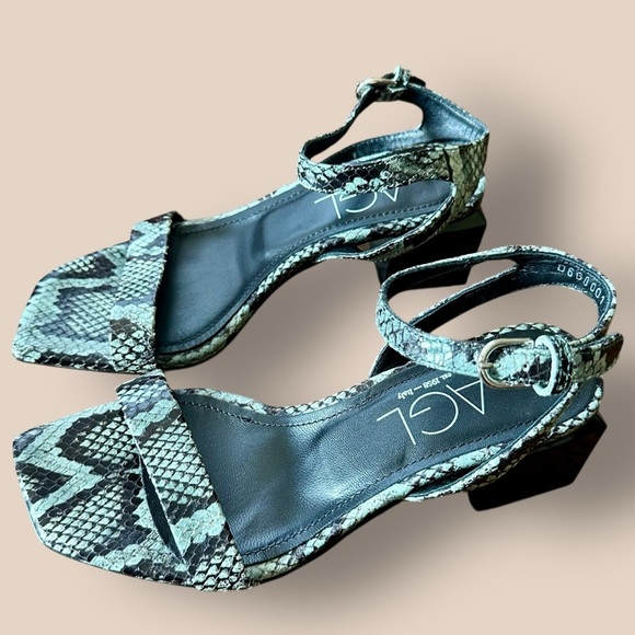 NWOT AGL Attilio Giusti Leombruni ‘Angie’ Sandal with Cube Heel in Green Snake 6 - Picture 7 of 13